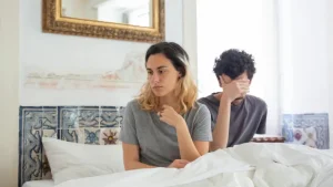 Dlouhodobý vztah bez sexu: Proč přestáváme mít sex a co s tím?