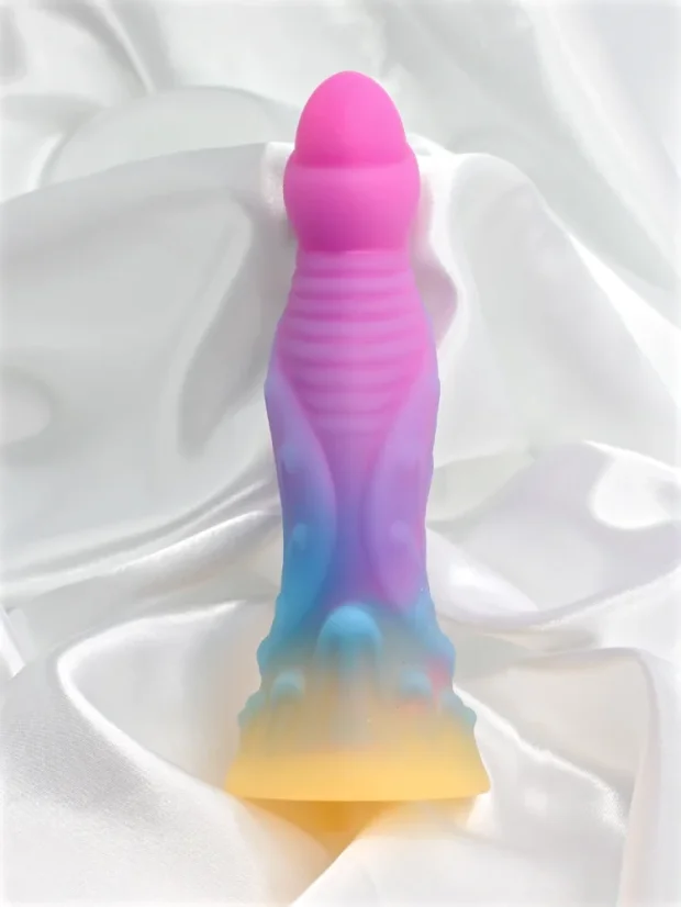 Svítící dildo DK Toys Noctilucent 17 cm