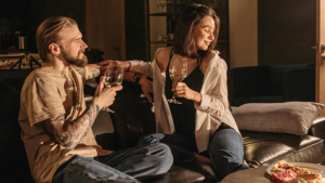 Ty nejčastější otázky o randění v roce 2025 zodpovězeny