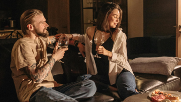 Ty nejčastější otázky o randění v roce 2025 zodpovězeny