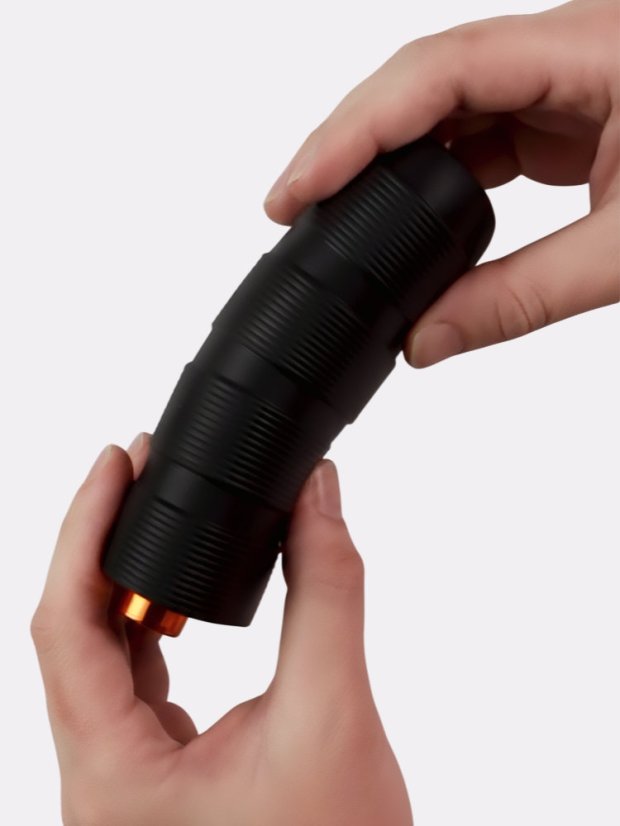 Vibrační masturbátor Blush M Platinum