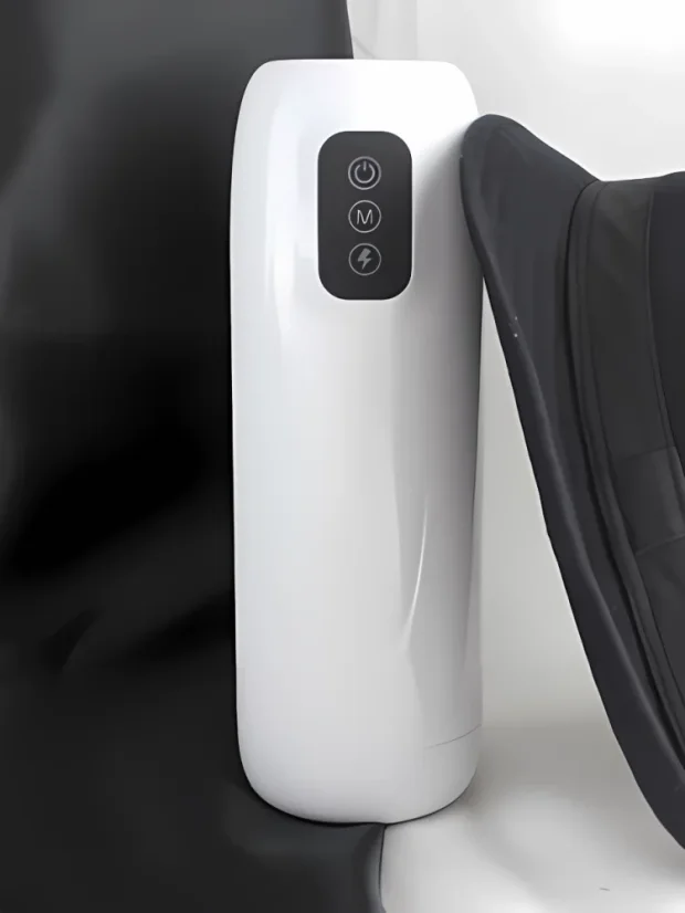 Přirážecí automatický masturbátor Everycom Desire
